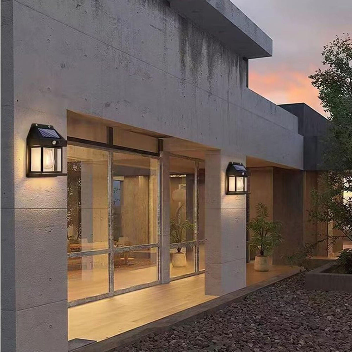 GardenBrite™ Solar Outdoor Wall Lantern GardenBrite